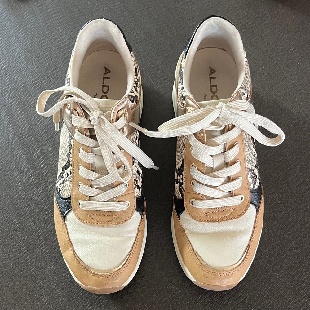 ALDO Women's wedge heel, pillow walk Sneakers - Tan, Black, and White